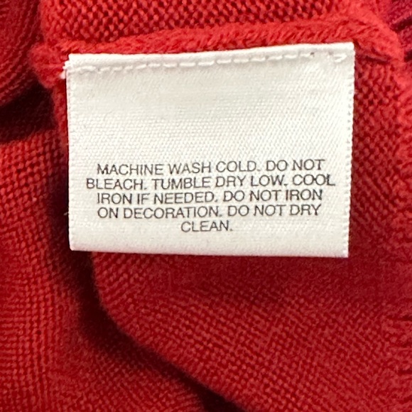 Covington Cardigan Womens 24/26 Red NWT Plus Button nice for Christmas Holiday - Picture 6 of 7